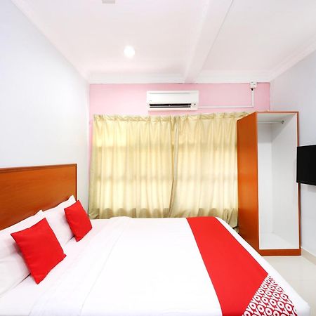 Super Oyo 720 Corridor Hotel 2 Pekan Exterior foto