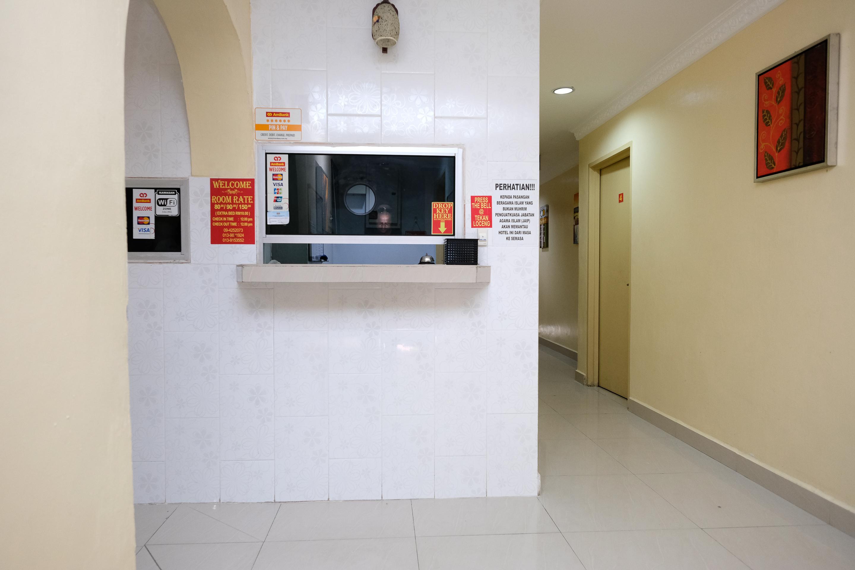 Super Oyo 720 Corridor Hotel 2 Pekan Exterior foto