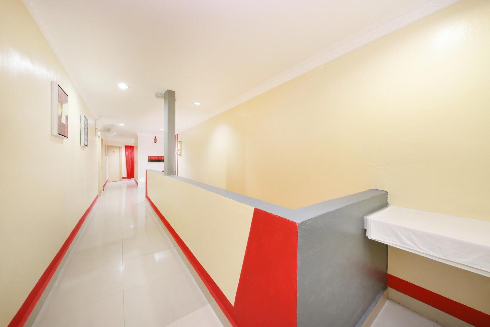 Super Oyo 720 Corridor Hotel 2 Pekan Exterior foto